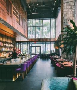 600 brickell avenue|HUTONG .